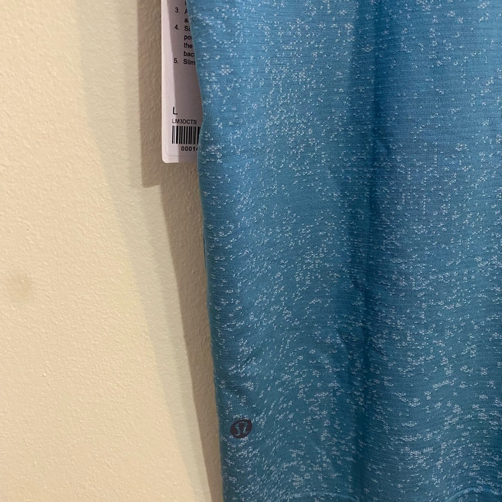 Lululemon seamless shirt